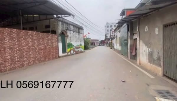 gia đình e cần bán mảnh